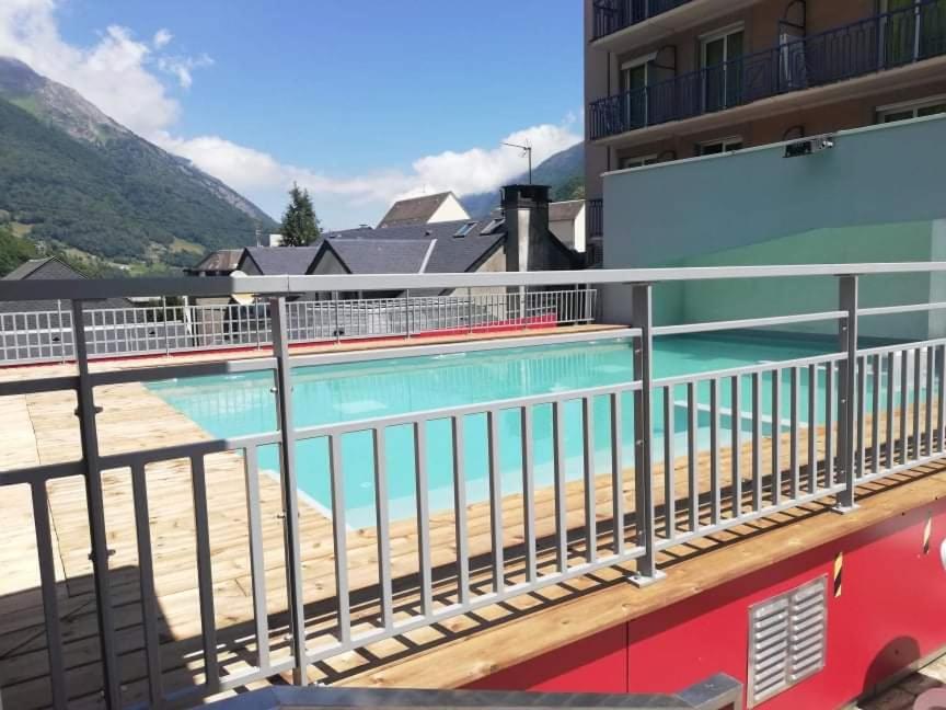Appartement Prive Dans Residence Balneo Aladin Cauterets Exterior foto